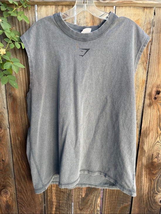 Gymshark Other - GYMSHARK LIFTING CLUB OFF TANK. Size XL